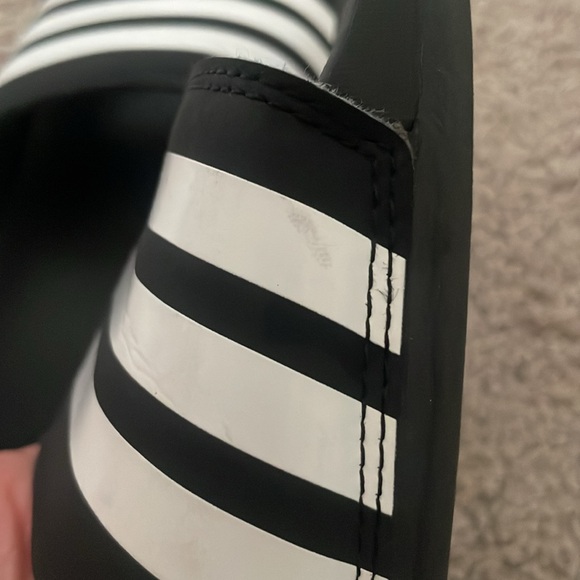 Adidas slides - Picture 4 of 4